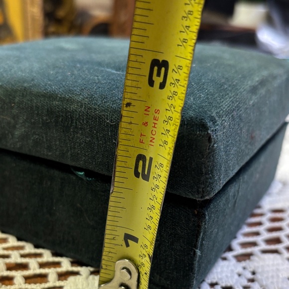 Godinger Silver plated Salt and Pepper Shakers - Picture 11 of 11